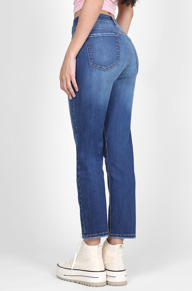 210  Jeans Mom Ankle Cintura Alta